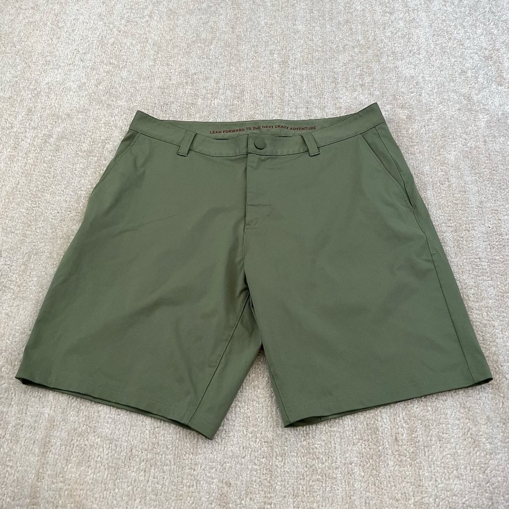 RHONE Commuter Men's Flat Front Shorts - Olive Green